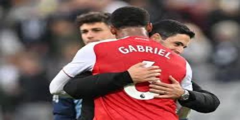 圣詹姆斯公园的欧冠梦想与纽卡斯尔全队状态-开云体育