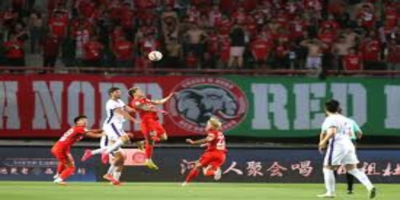 比赛背景与开局突发事件 - 开云体育