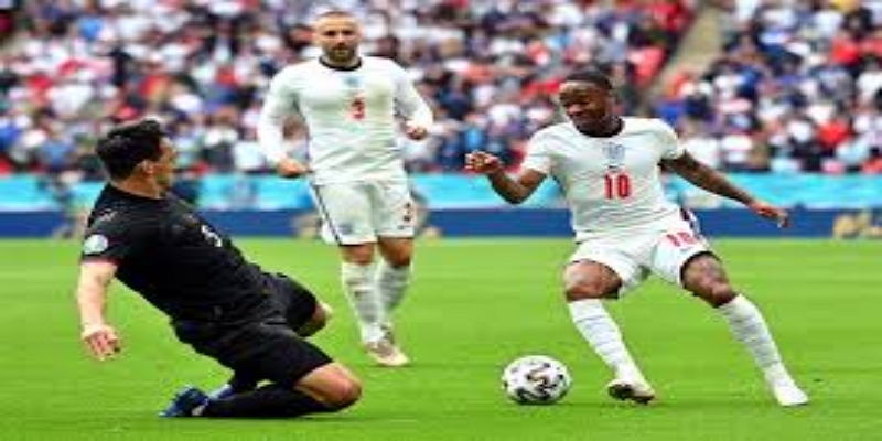 曼联未来三大挑战：重建系统与战略思维-开云体育