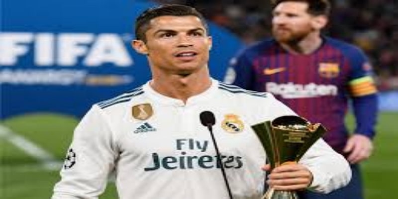 梅西的态度与格局：开云体育还原更衣室之外的尊重-开云体育